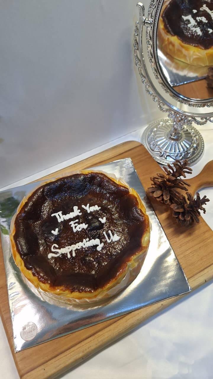 Burnt Cheesecake D16